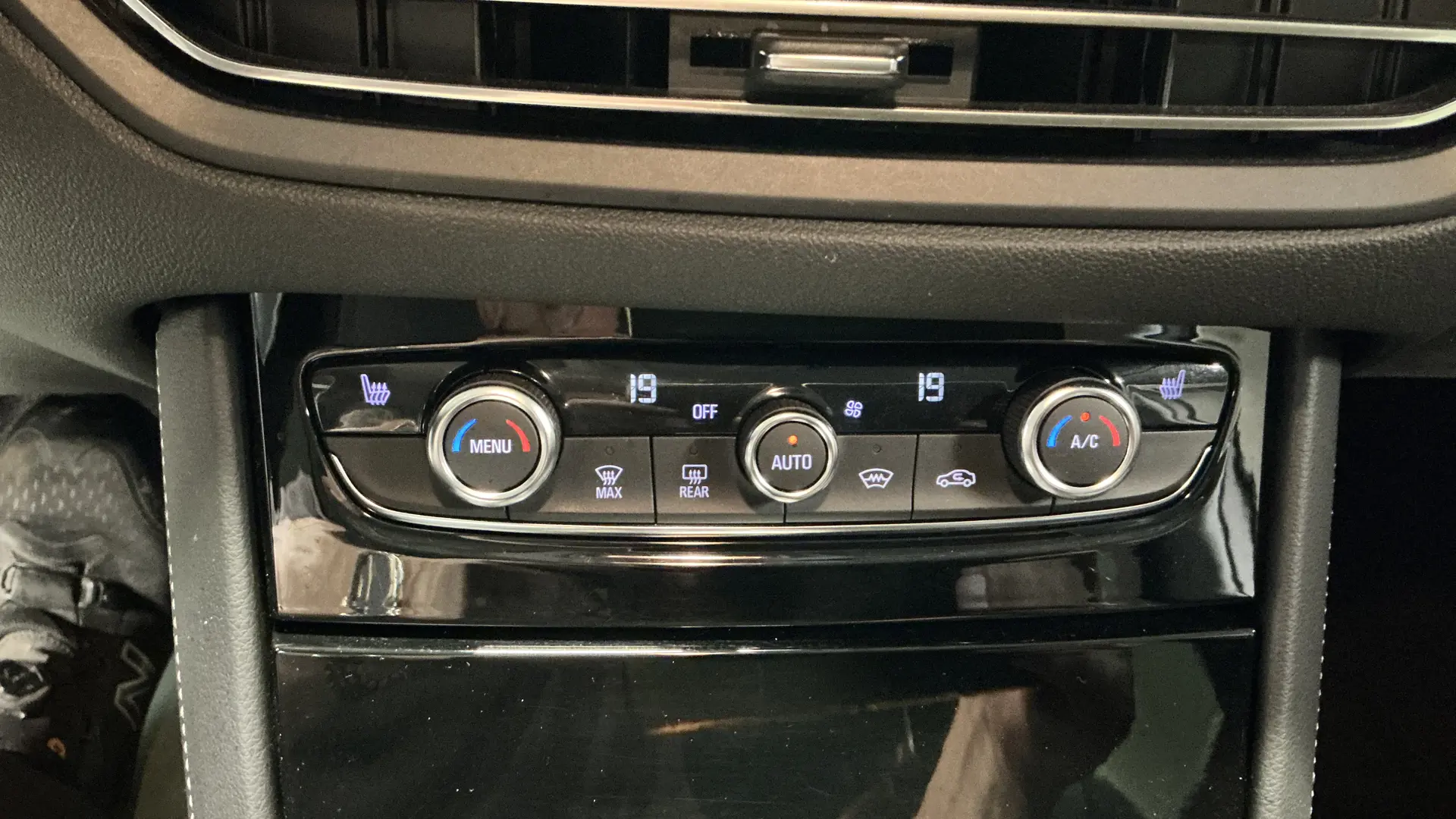 56010 Misc Image11