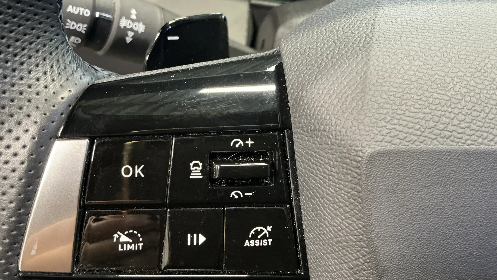 55492 Misc Image6