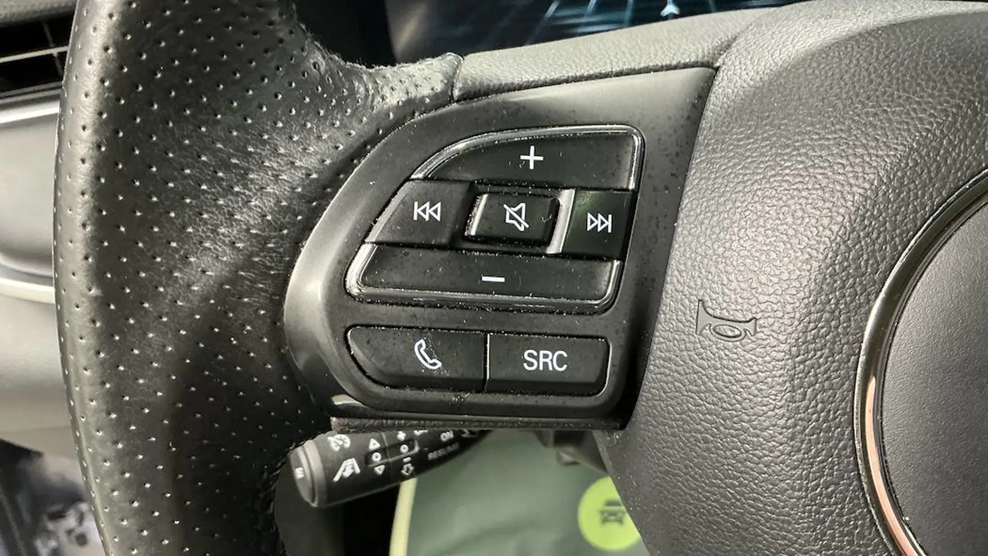 56018 Misc Image10