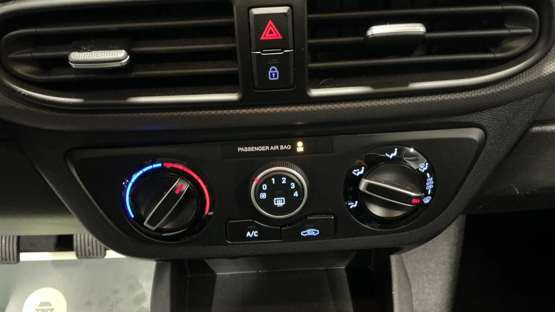 56215 Misc Image11