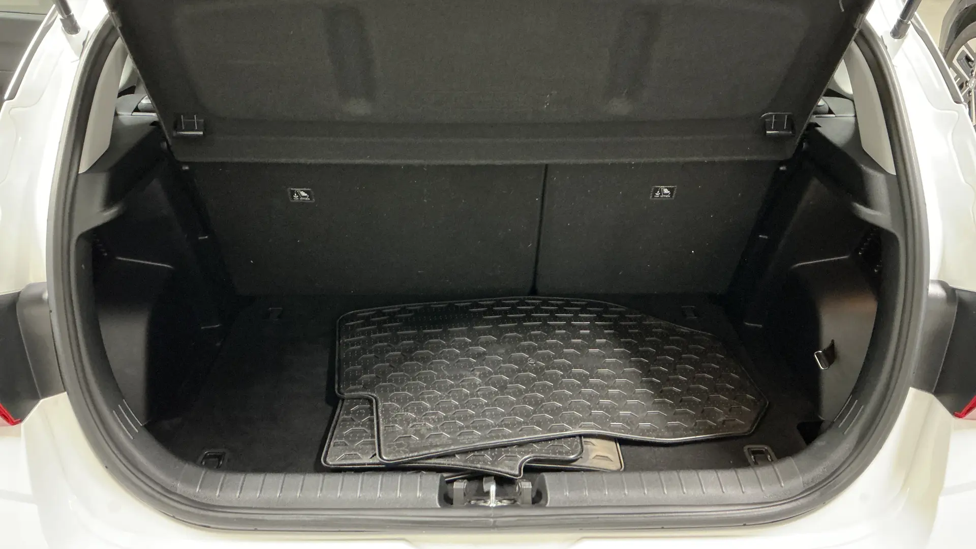 55981 Misc Image3
