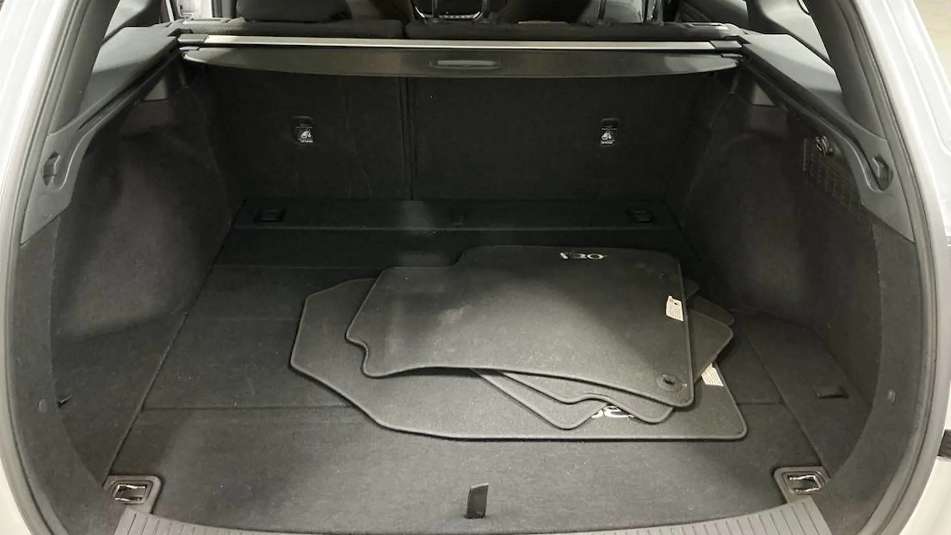 56044 Misc Image3