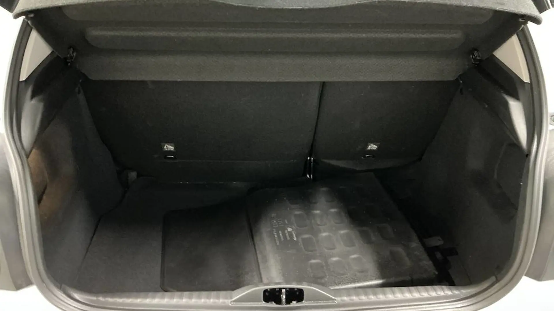 55937 Misc Image3