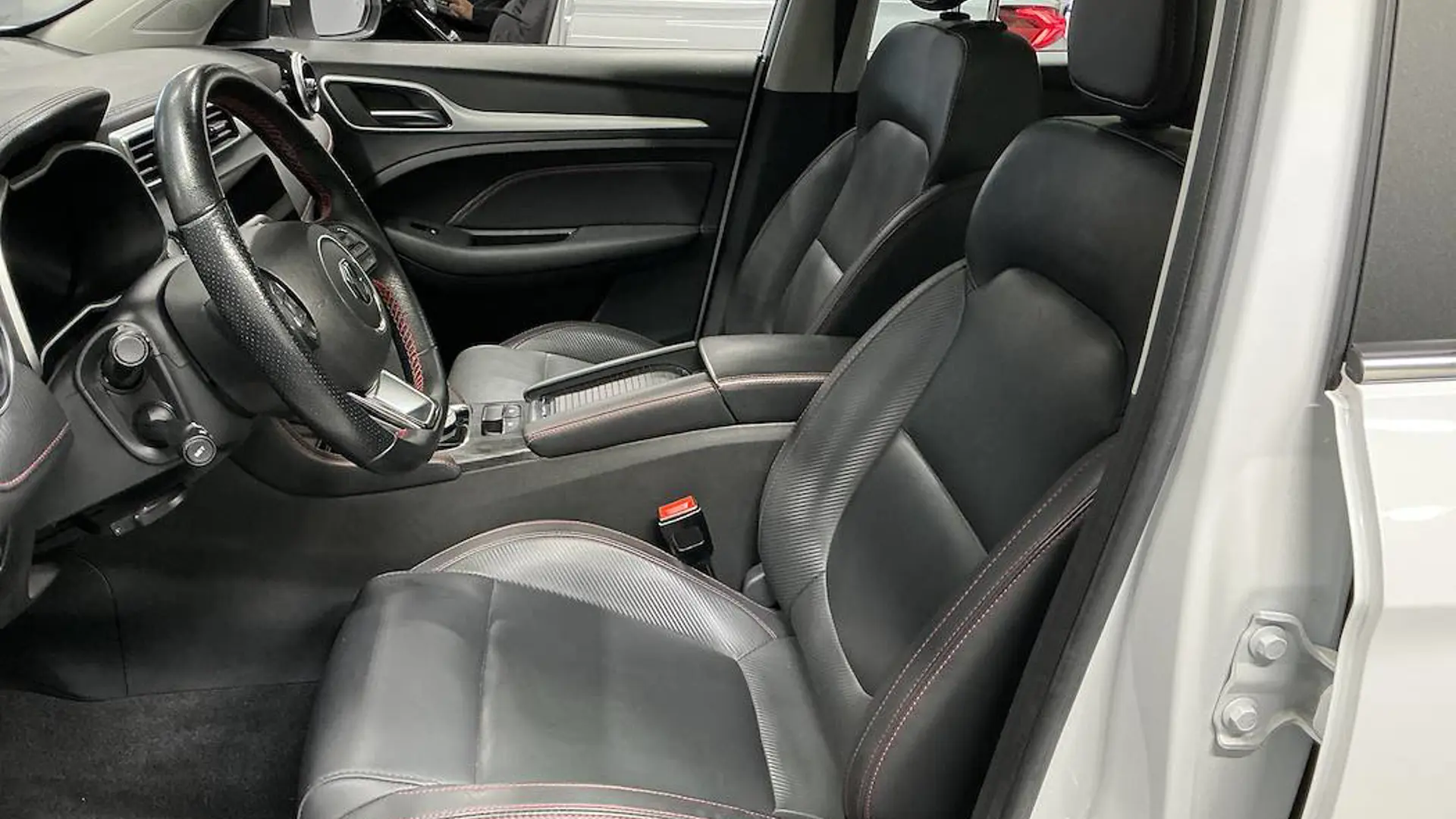 54758 Misc Image1