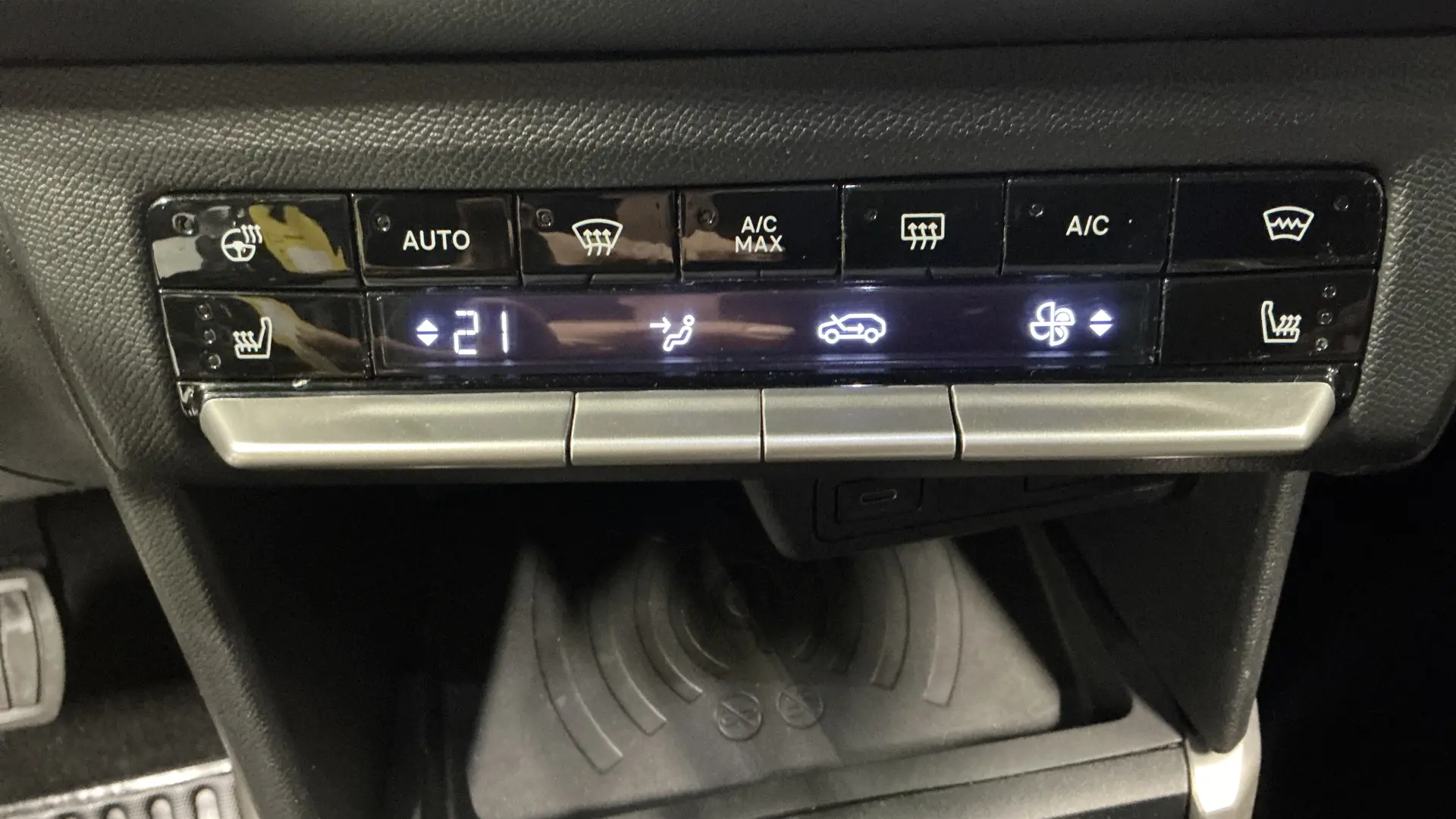 55370 Misc Image10