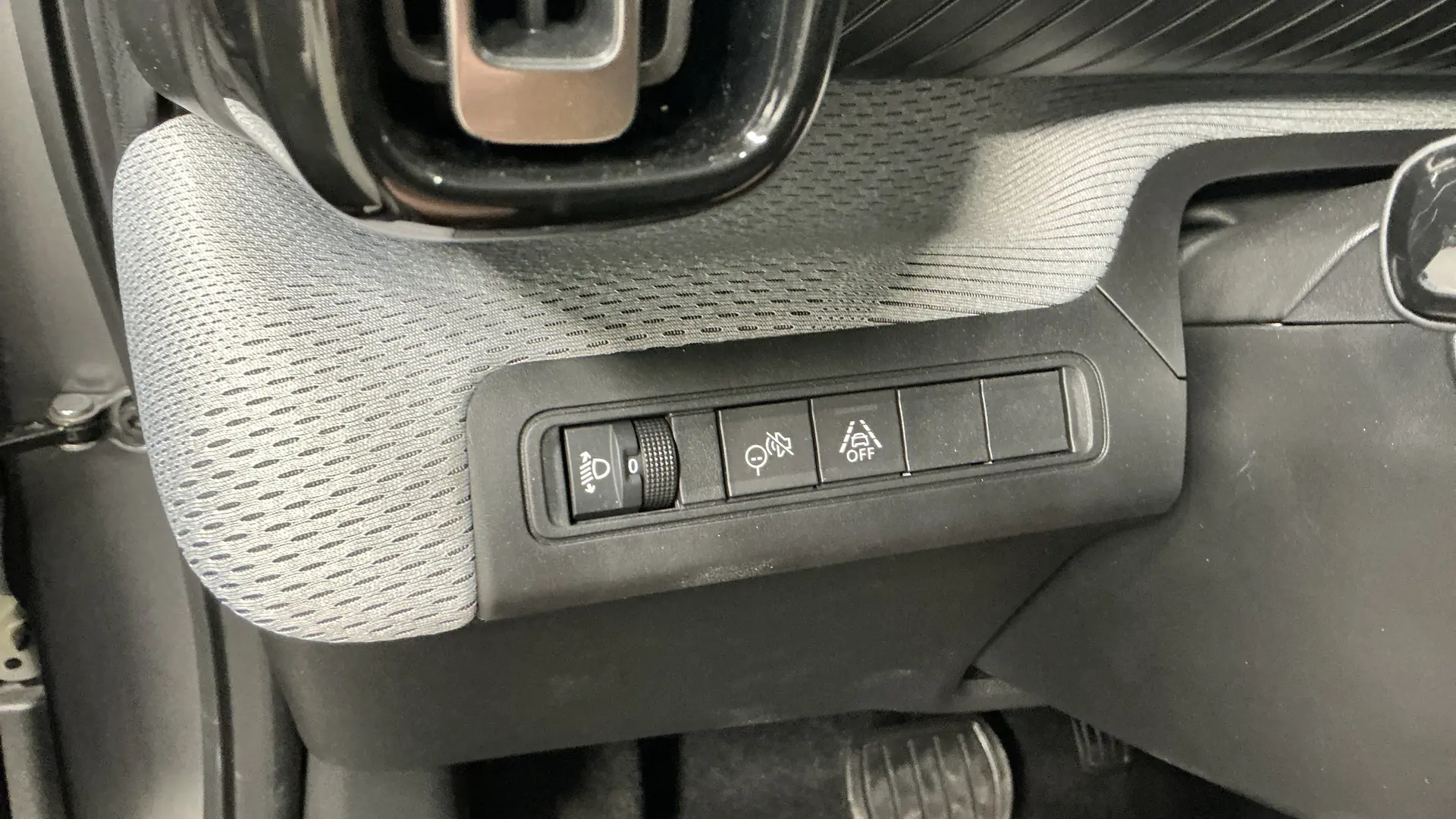 54824 Misc Image10
