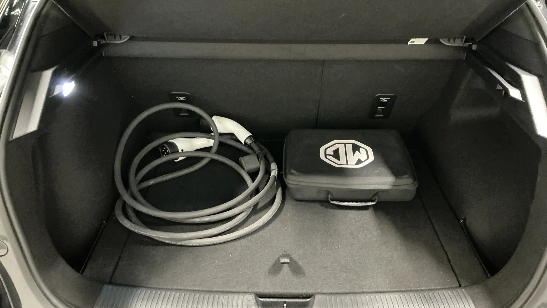 54839 Misc Image3