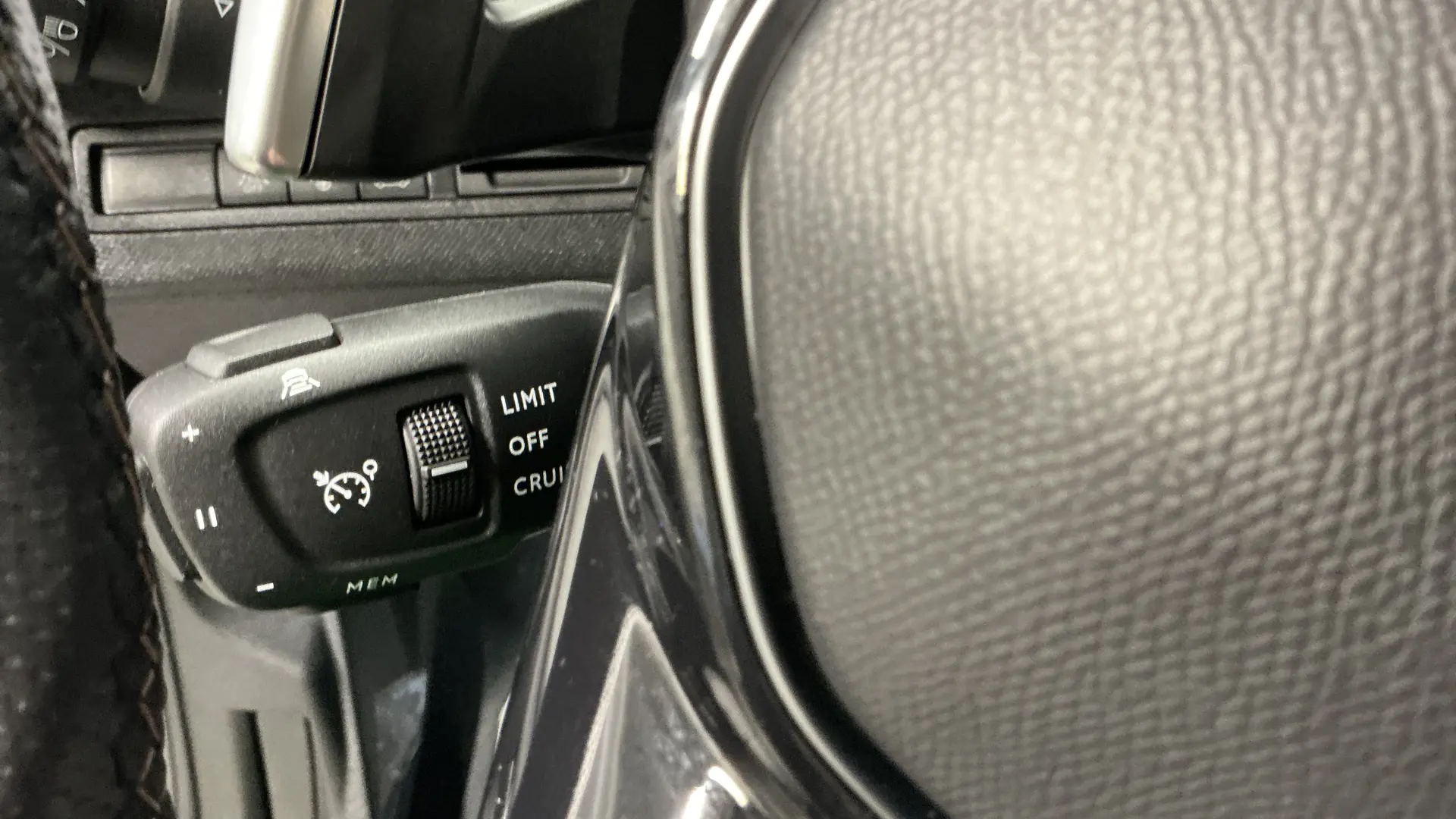 52649 Misc Image8