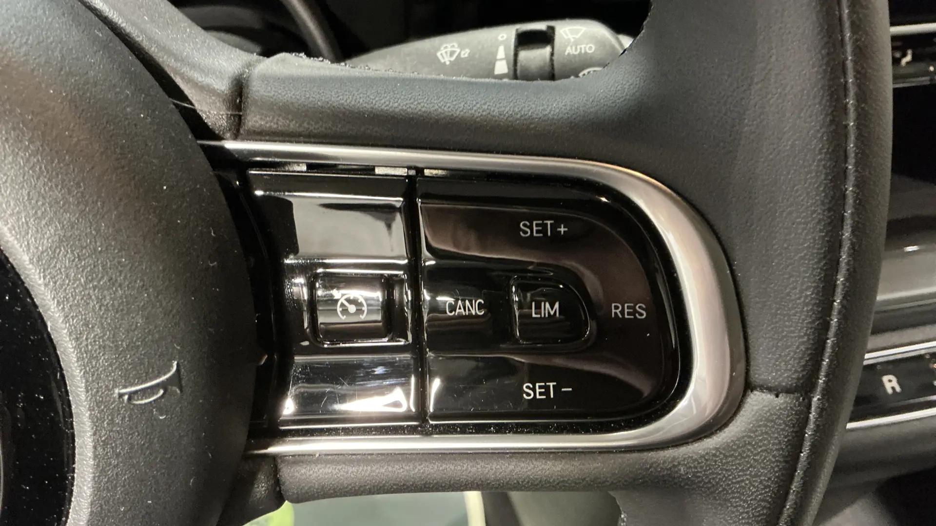 55880 Misc Image9