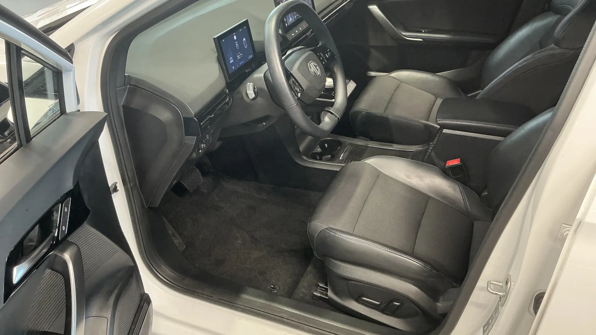 54910 Misc Image1