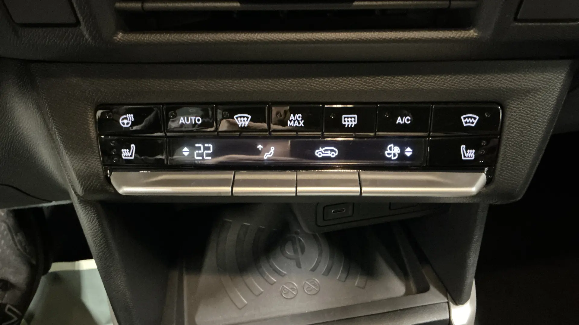 56095 Misc Image12