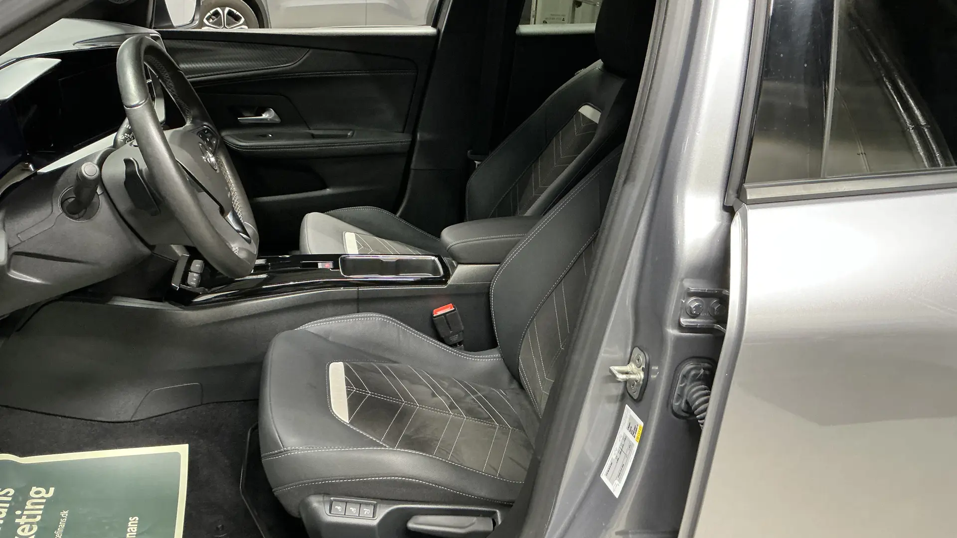 55903 Misc Image1