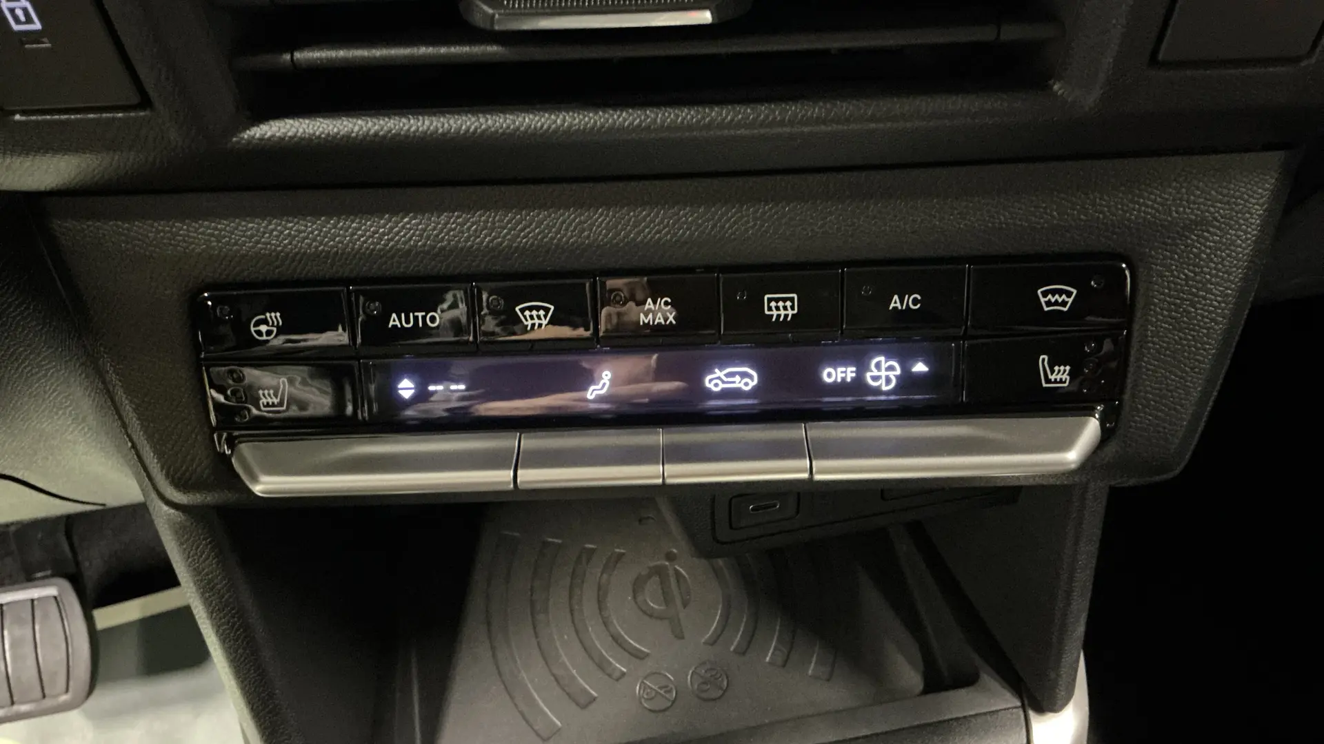 55616 Misc Image10