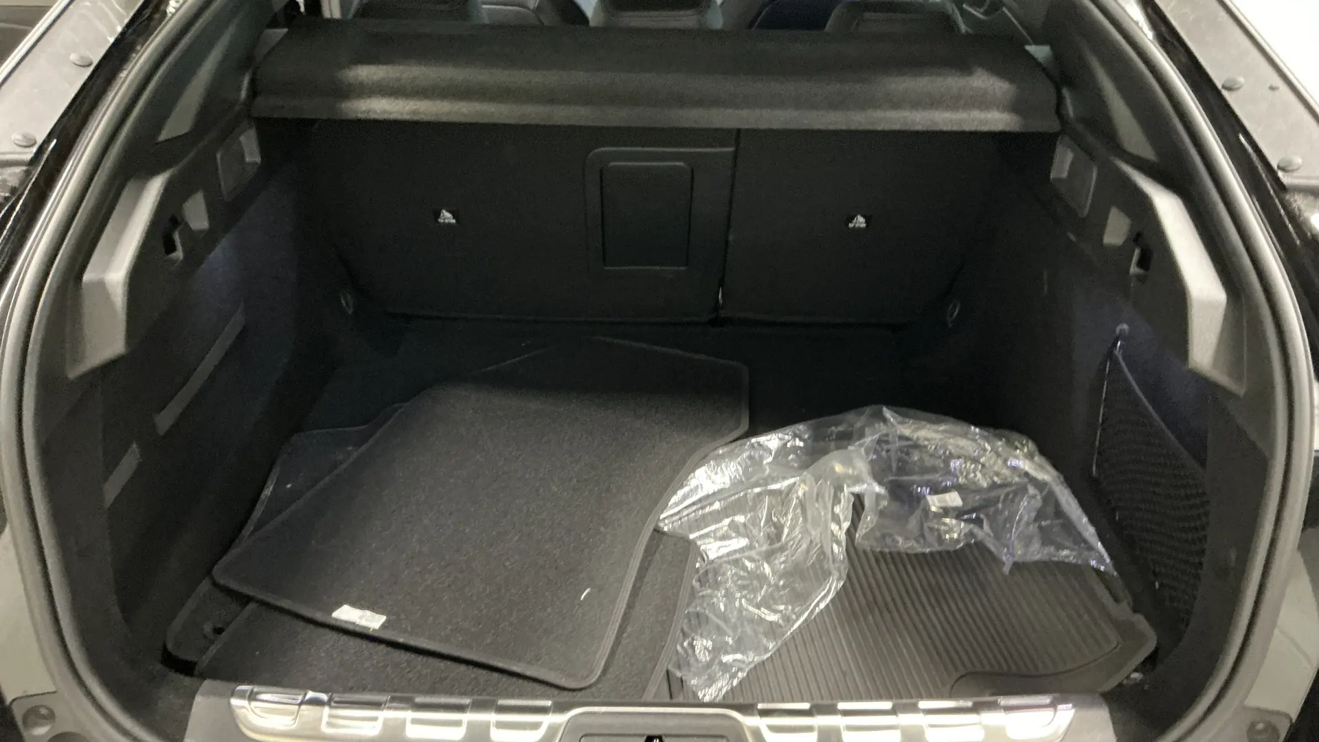 52811 Misc Image3