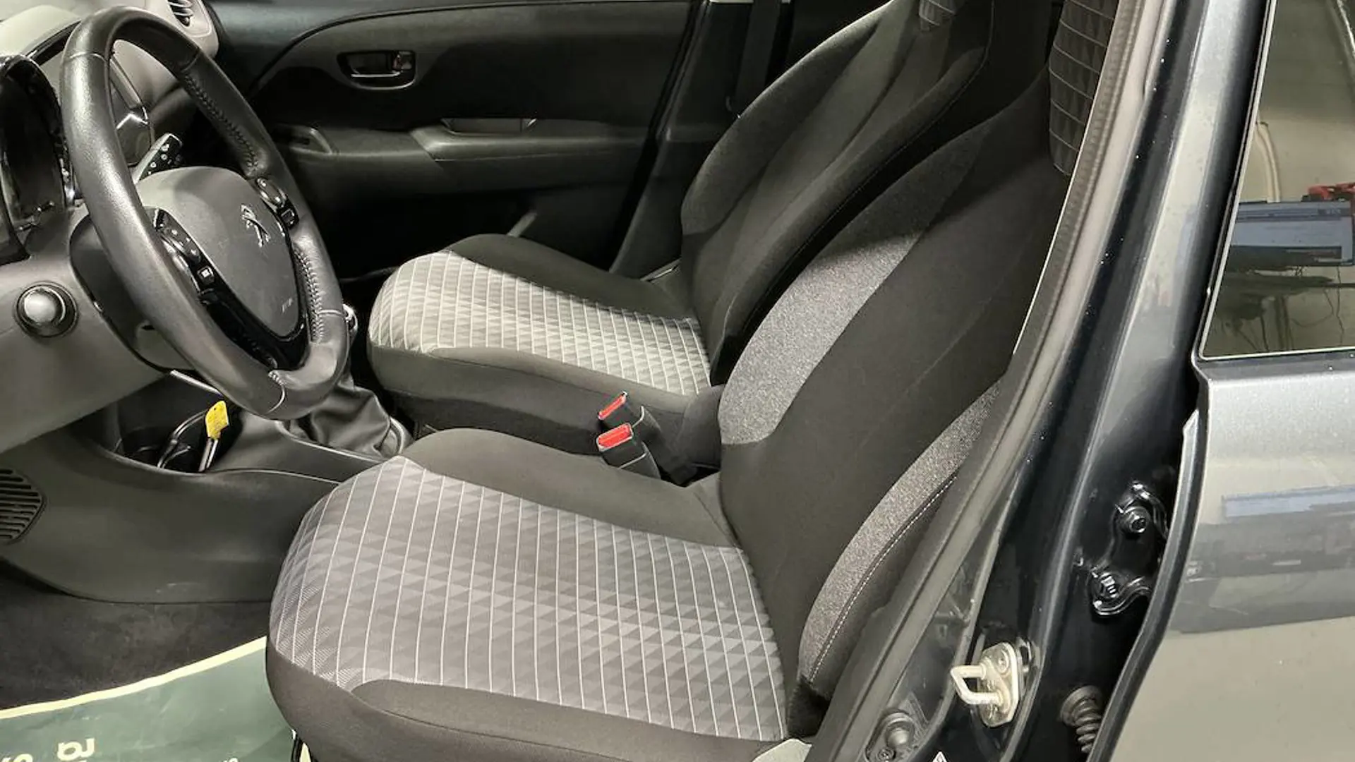 55900 Misc Image1