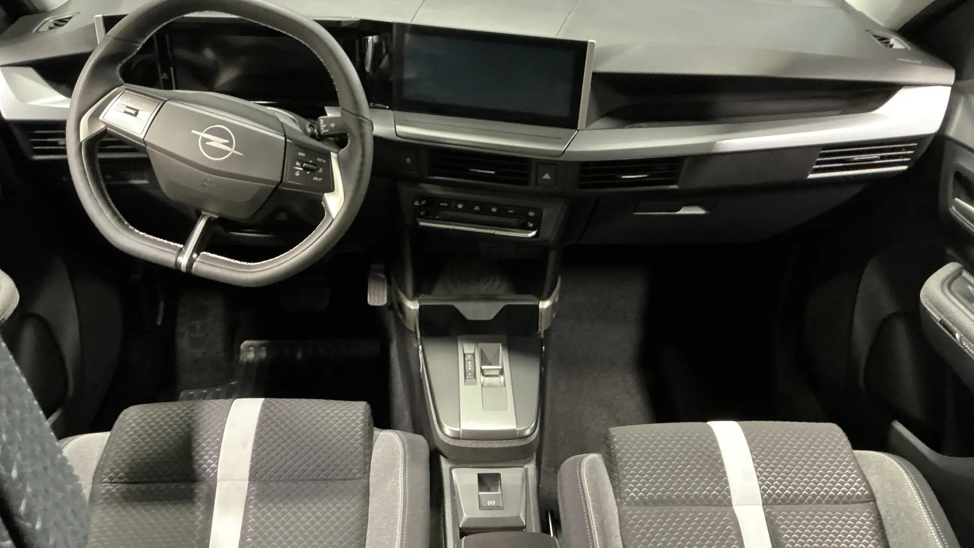 54825 Misc Image5