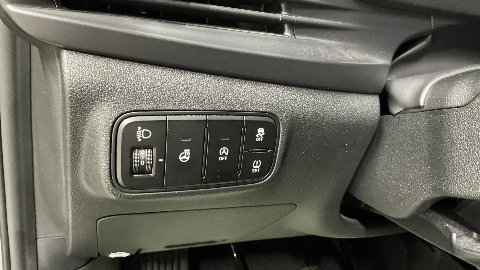 56205 Misc Image7