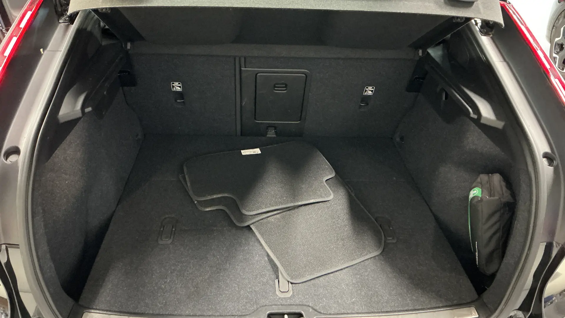 54819 Misc Image3