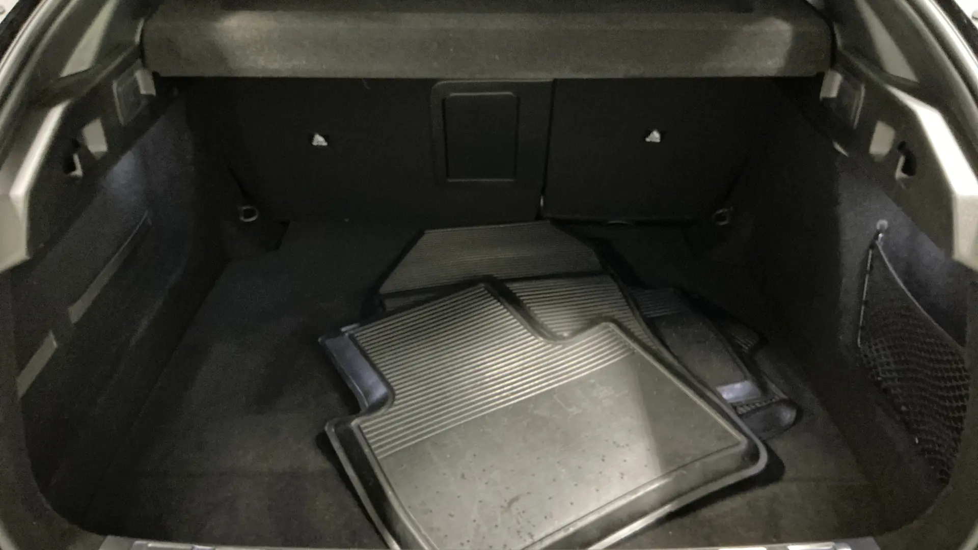 52812 Misc Image3