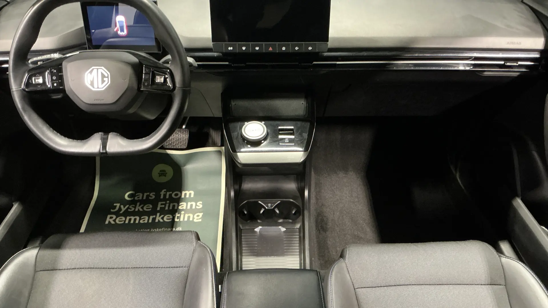 56112 Misc Image3