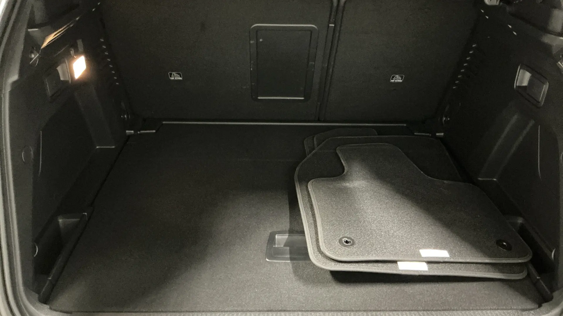52842 Misc Image3