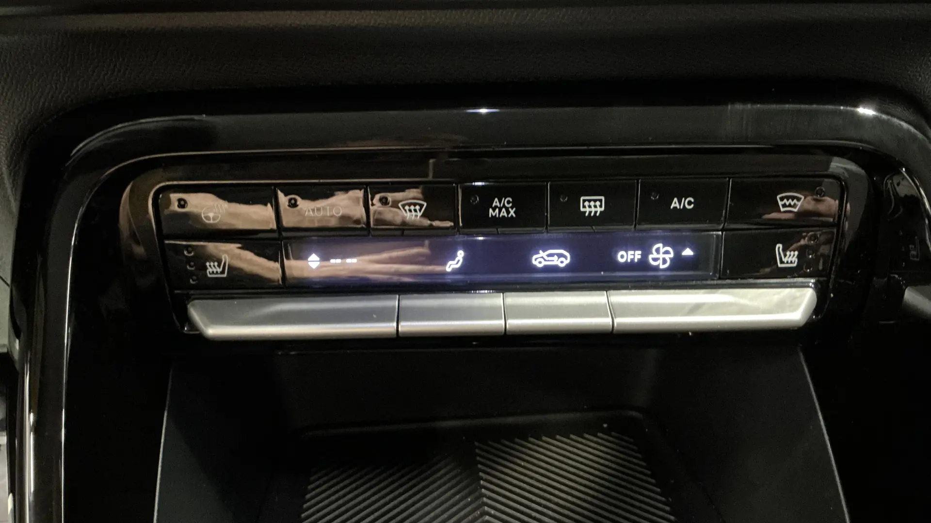 55740 Misc Image10