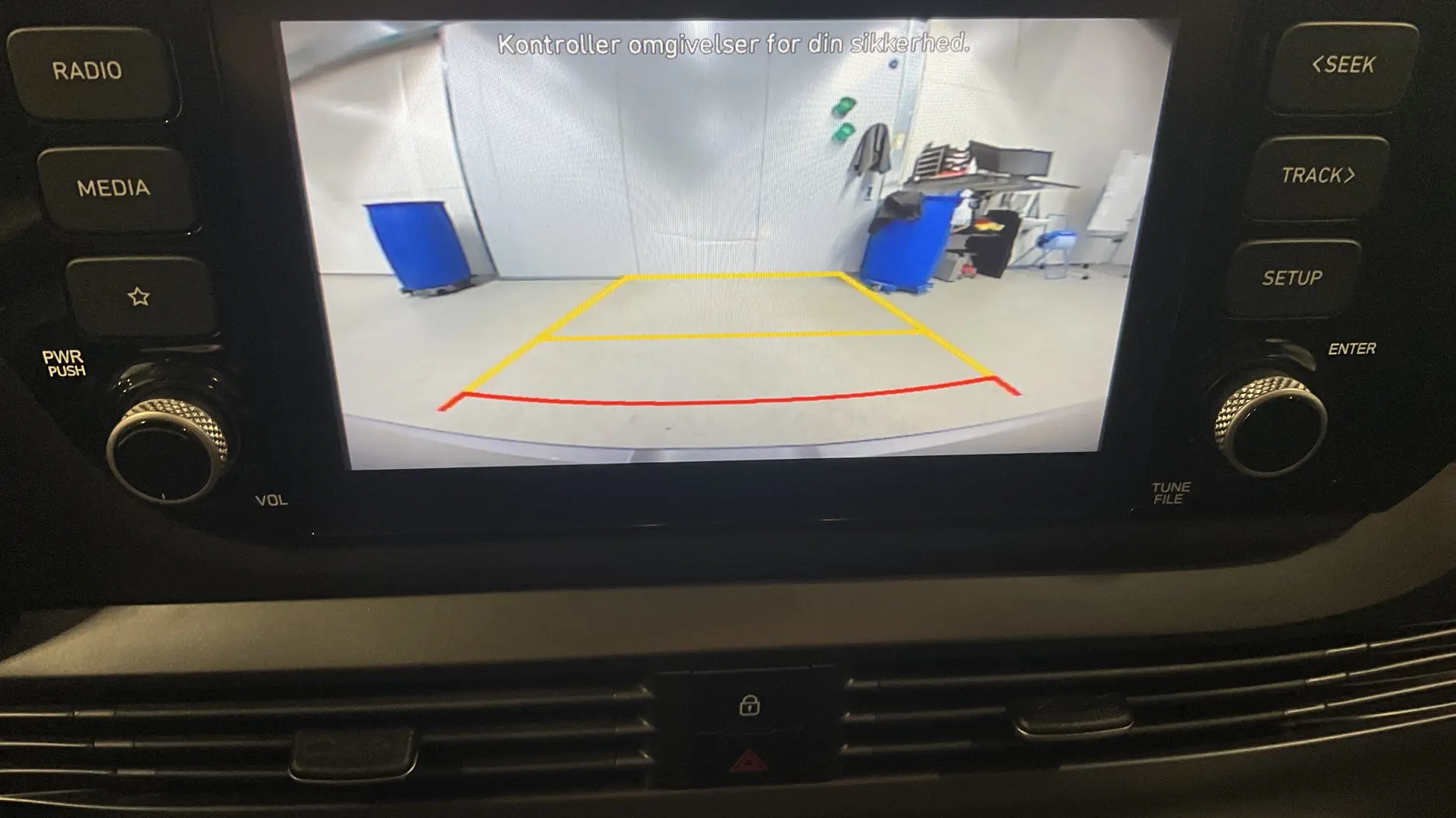 53311 Misc Image12